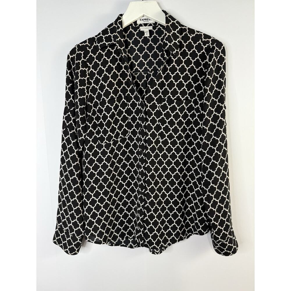 Express Portofino Top Womens Sz S Quatrefoil Black White Chiffon Roll Tab Sleeve